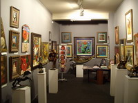 Зал галереи АЛЛЫ БУЛЯНСКОЙ